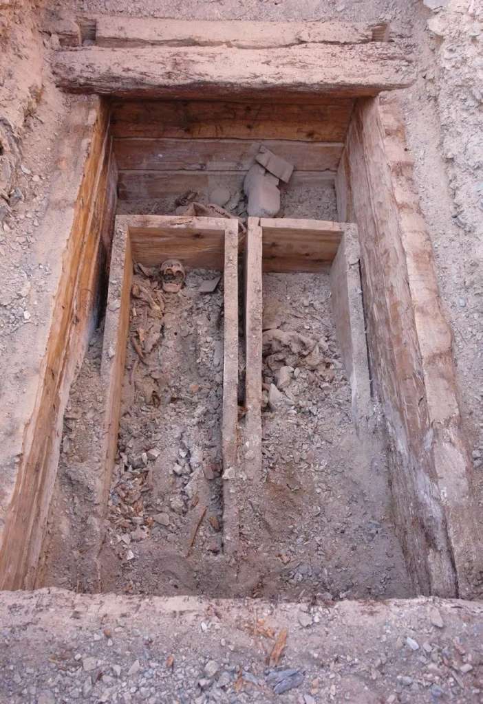 古代墓葬形式识别指南